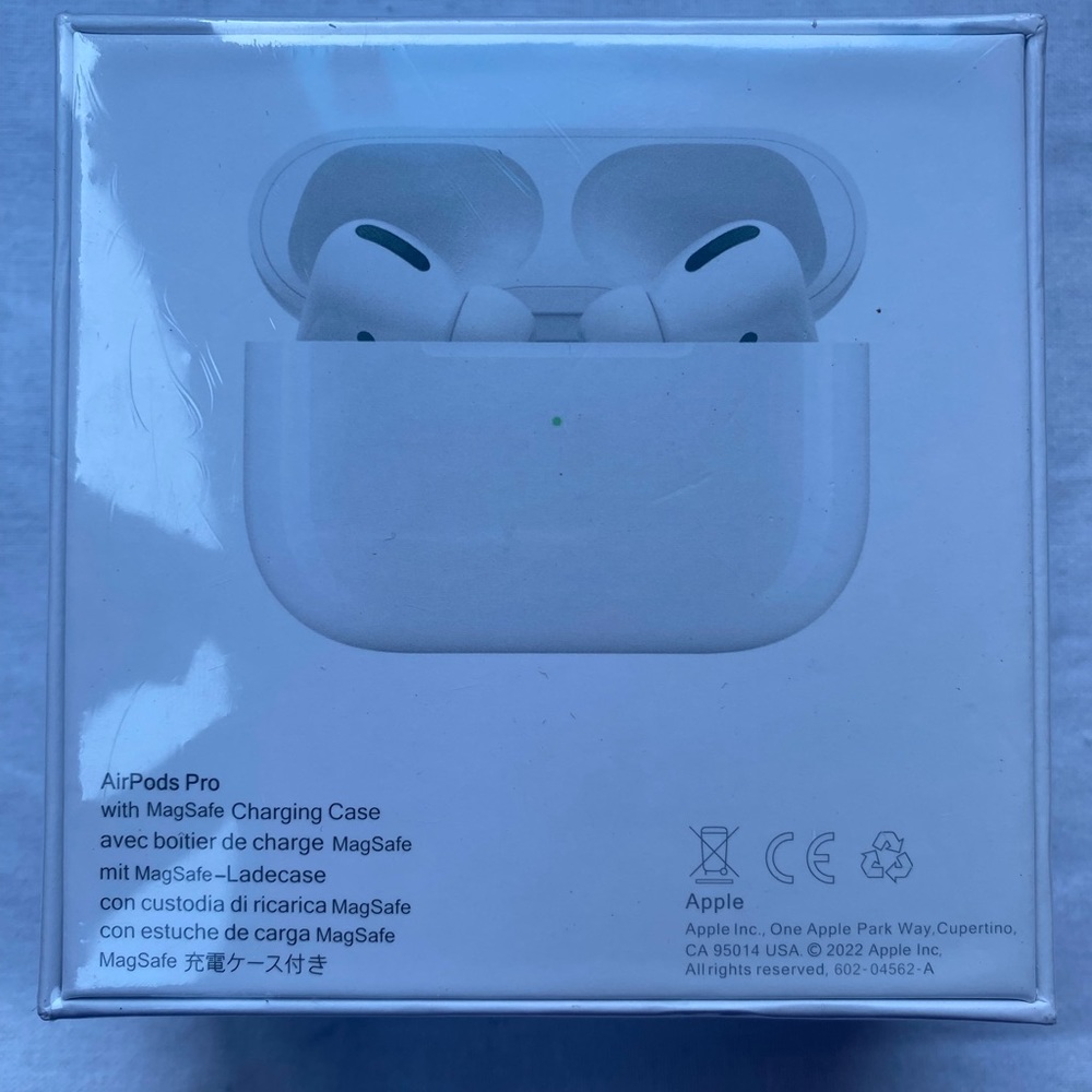 Apple AirPods Pro 1st generation